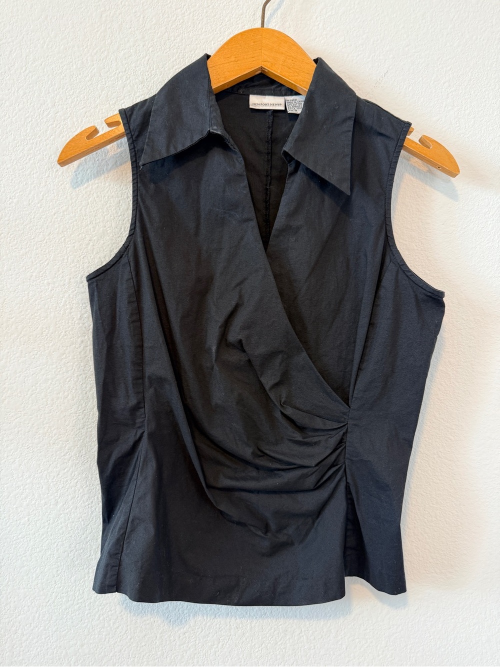 Vintage Newport News Black Ruched Wrap Top Collared Stretch Cotton Size 4